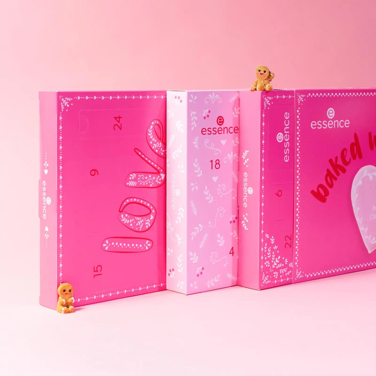ESSENCE CALENDARIO DELL AVVENTO BAKED WITH LOVE